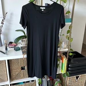 Black t shirt dress